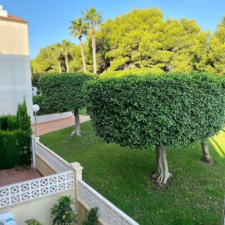 Torrevista Three Bedroom Apartment, Two Swimming Pools And Garage Torrevieja Dış mekan fotoğraf