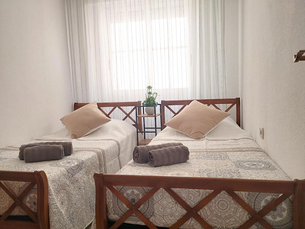 Torrevista Three Bedroom Apartment, Two Swimming Pools And Garage Torrevieja Dış mekan fotoğraf