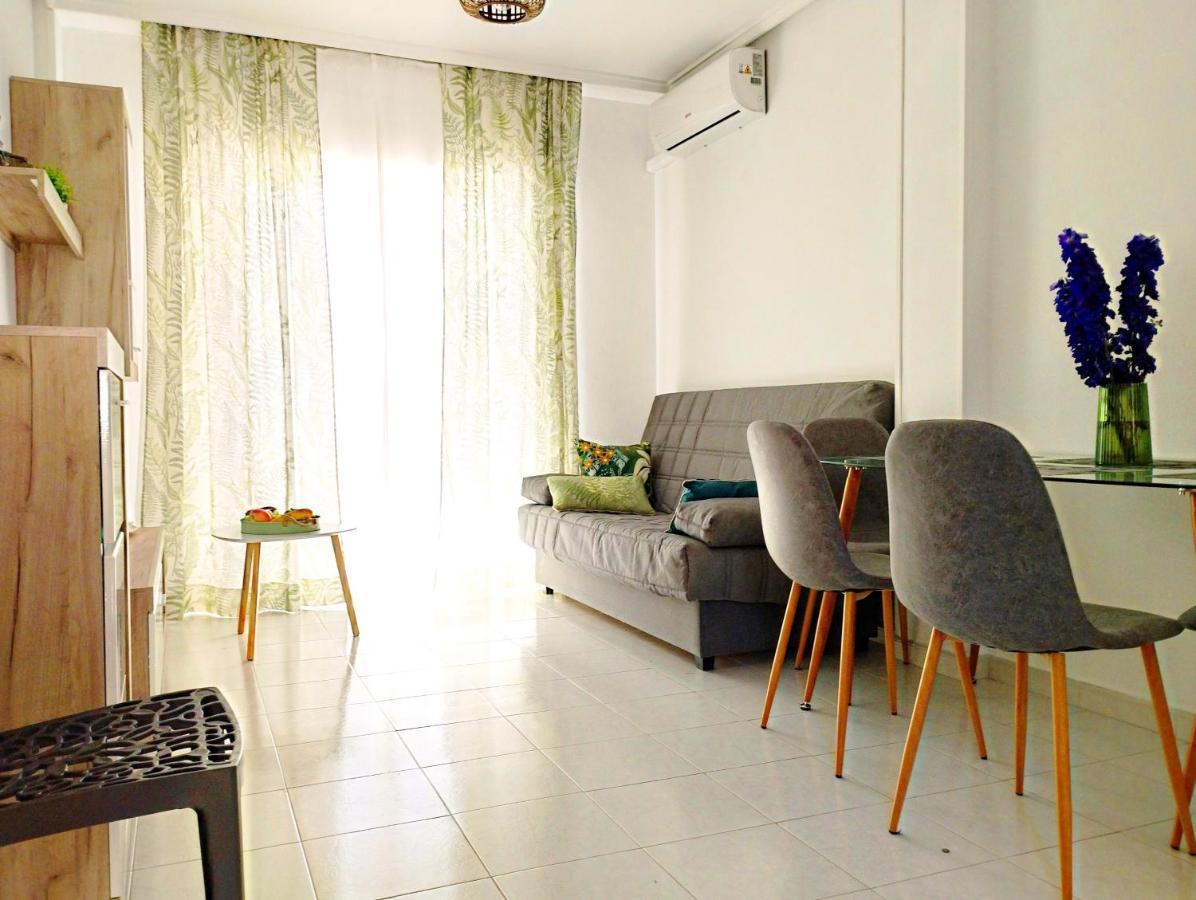 Torrevista Three Bedroom Apartment, Two Swimming Pools And Garage Torrevieja Dış mekan fotoğraf